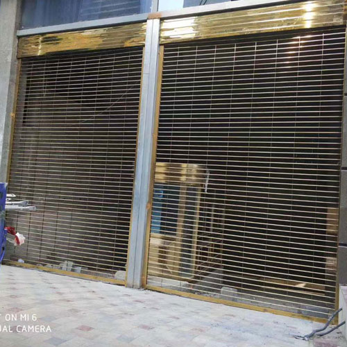 潮濕環(huán)境里的荊門(mén)卷閘門(mén)：常見(jiàn)問(wèn)題與應(yīng)